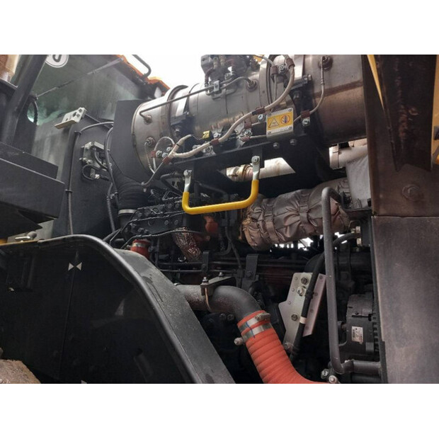 2023 Komatsu WA475-10E0-48424046