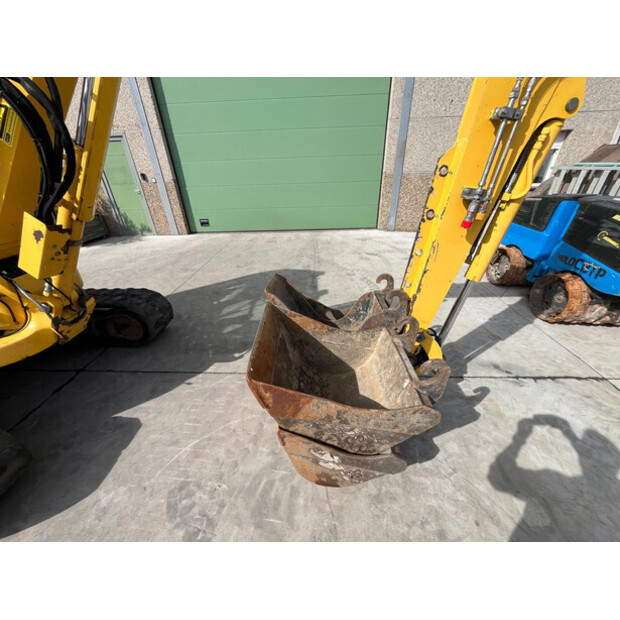 2017 Komatsu PC55MR-5MO-48424070