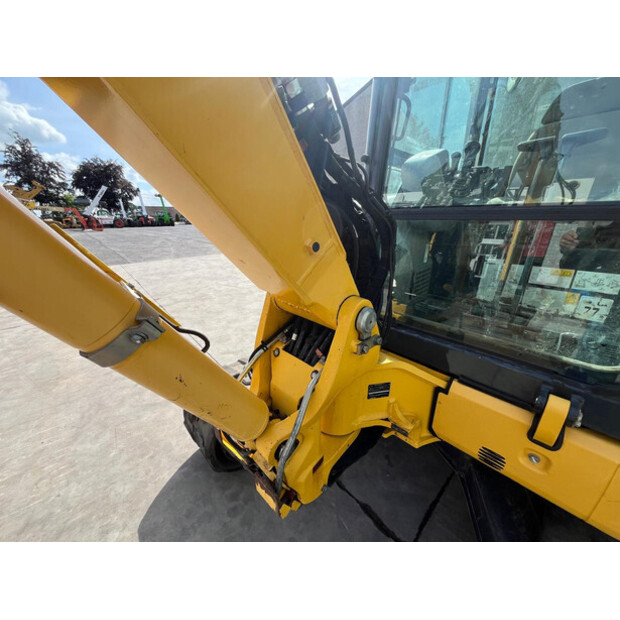 2017 Komatsu PC55MR-5MO-48424081