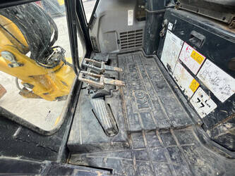 2017-komatsu-pc55mr-5mo-48424097