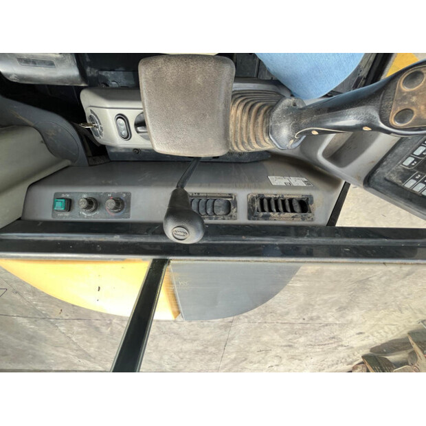 2017 Komatsu PC55MR-5MO-48424102