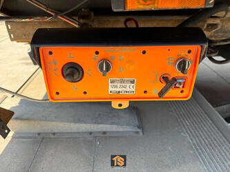 2012-system-trailers-lprs18-48424104