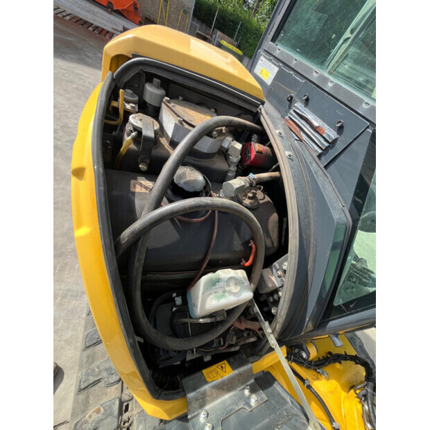 2017 Komatsu PC55MR-5MO-48424111