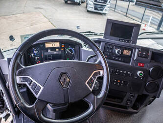 2016-renault-t460-1176137-48424303