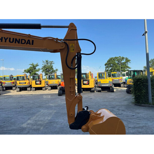 2018 Hyundai R60VS-48424958