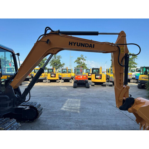 2018 Hyundai R60VS-48424960