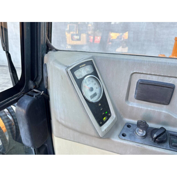 2018 Hyundai R60VS-48424984