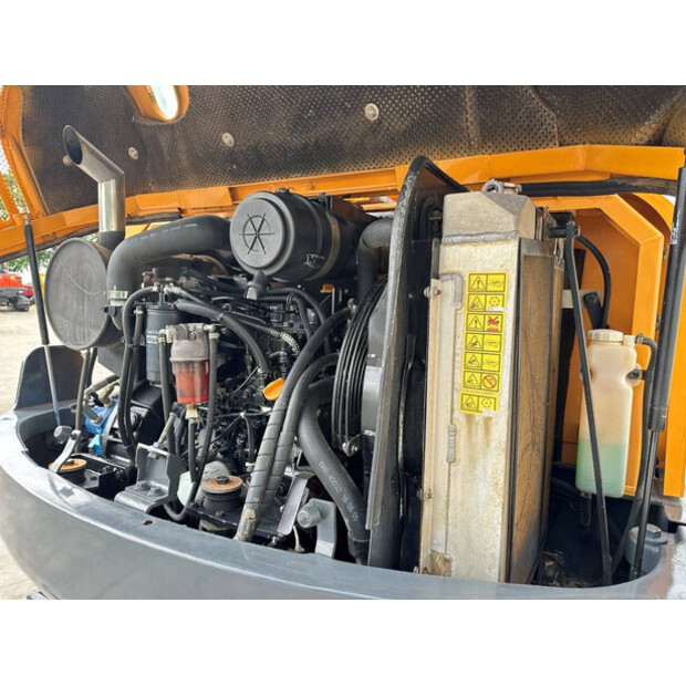 2018 هيونداي R60VS-48425187