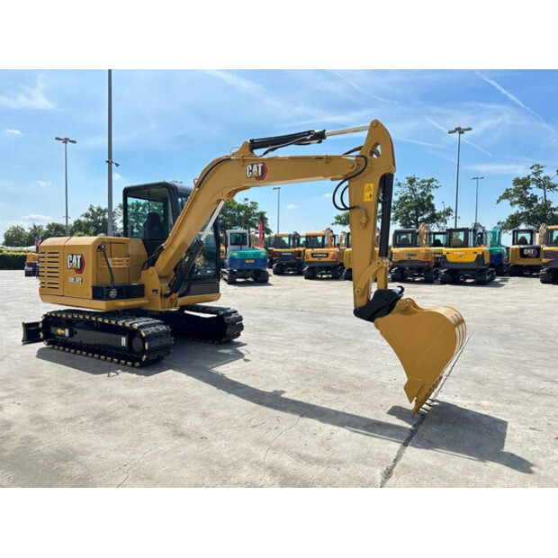 2017 Caterpillar 305.5E2-48425296
