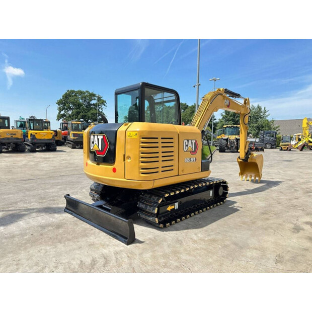 2017 Caterpillar 305.5E2-48425297