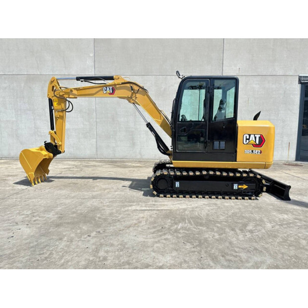 2017 Caterpillar 305.5E2-48425301