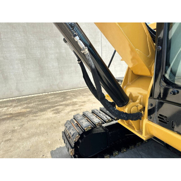2017 Caterpillar 305.5E2-48425310