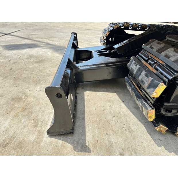 2017 Caterpillar 305.5E2-48425316