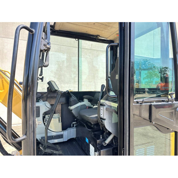 2017 Caterpillar 305.5E2-48425333
