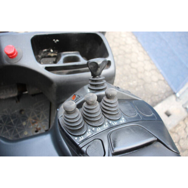 2017 Linde E16C-02-48425377
