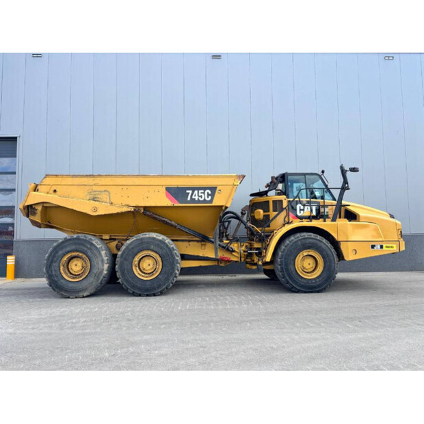 2018 Caterpillar 745C-48425671