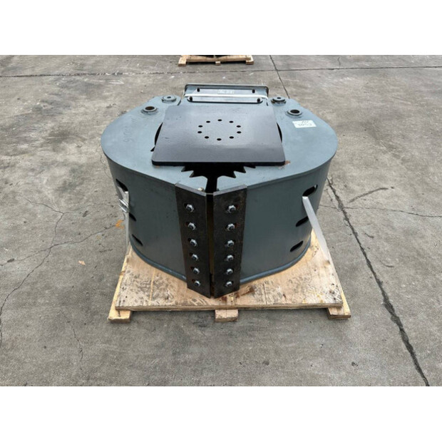 2025 HGRP 40F-48426057