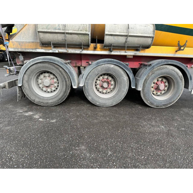 2014 DE BUF ST3-48426251