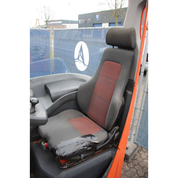 2017 Toyota RRE180-48426459