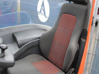 2017-toyota-rre180-1471605-48426459