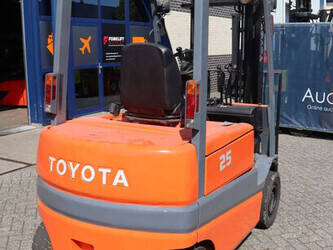 toyota-fbmf25-1471617-48426659