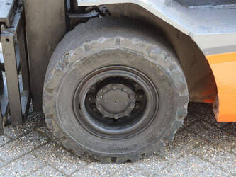 toyota-fbmf25-1471617-48426669