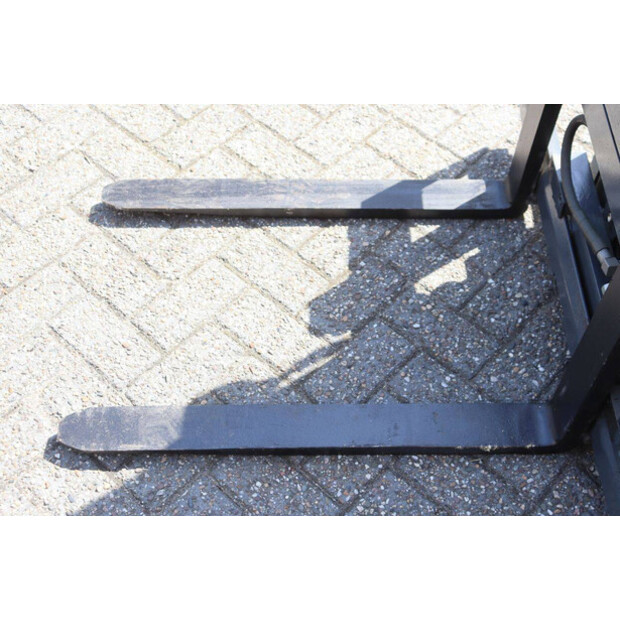 2012 NISSAN A1N1L18Q-48426749