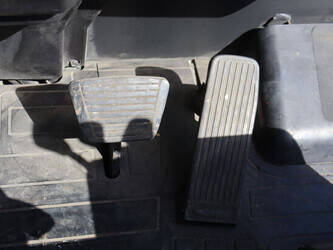2012-nissan-a1n1l18q-48426762