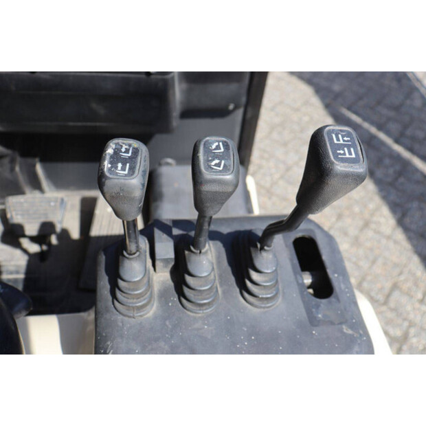 2012 NISSAN A1N1L18Q-48426764