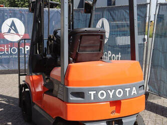 2008-toyota-7fb18-48426830