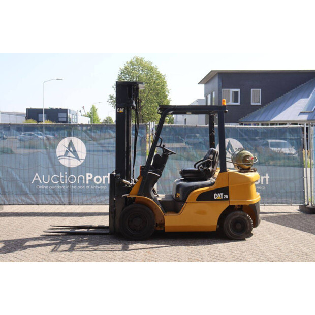 2019 Caterpillar GP25NT-48426869