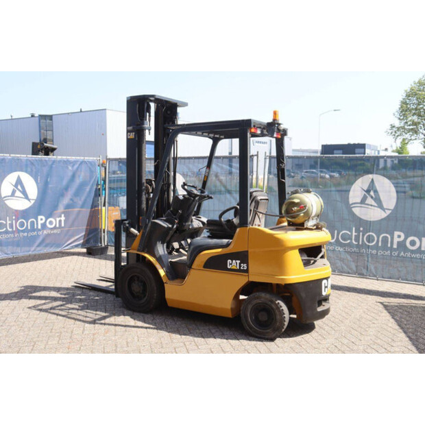 2019 Caterpillar GP25NT-48426870
