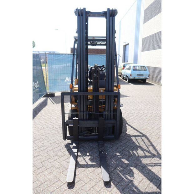 2019 Caterpillar GP25NT-48426875