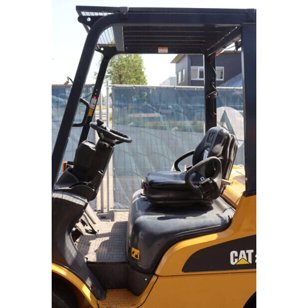 2019 Caterpillar GP25NT-48426890