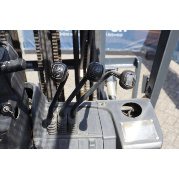 2019 Caterpillar GP25NT-48426895