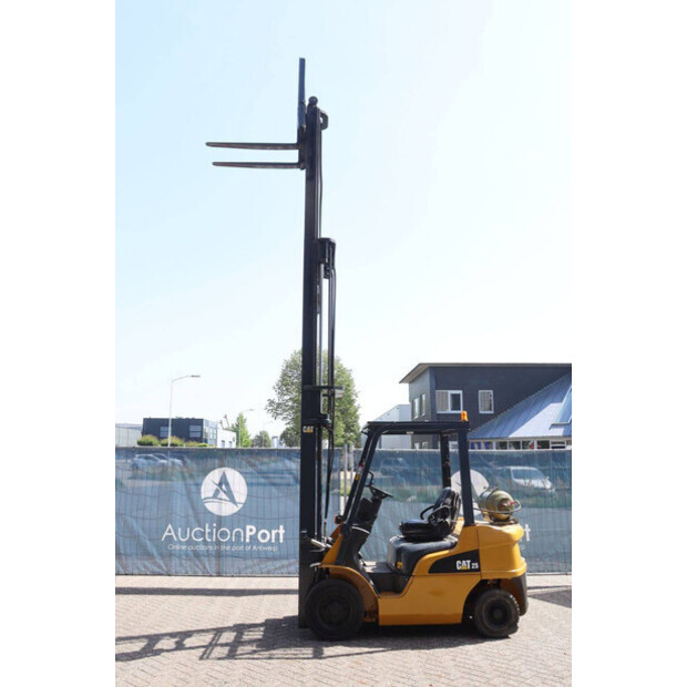 2019 Caterpillar GP25NT-48426902
