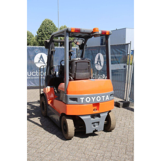 2005 Toyota 7FB15-48426951