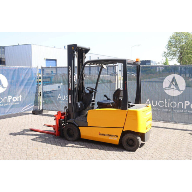 2005 جنجهينريتش EFG 320-48427417