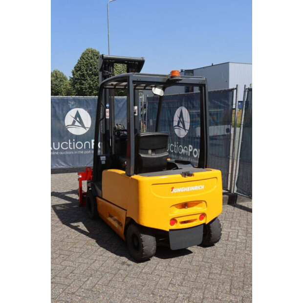 2005 جنجهينريتش EFG 320-48427418