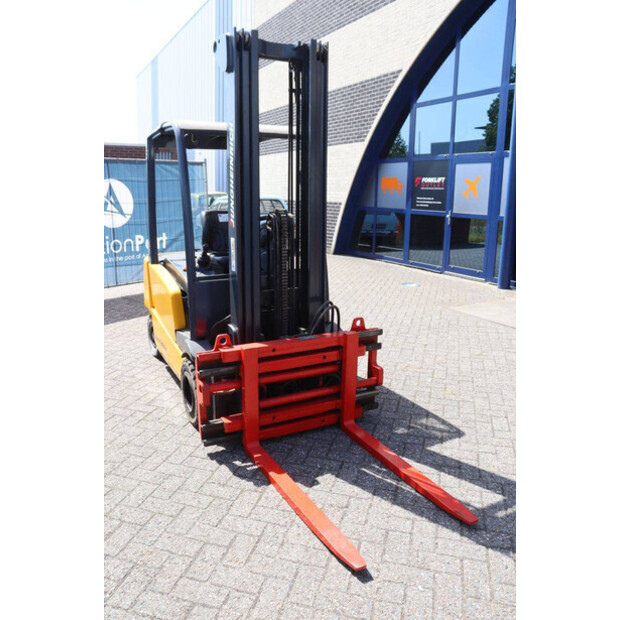 2005 جنجهينريتش EFG 320-48427421