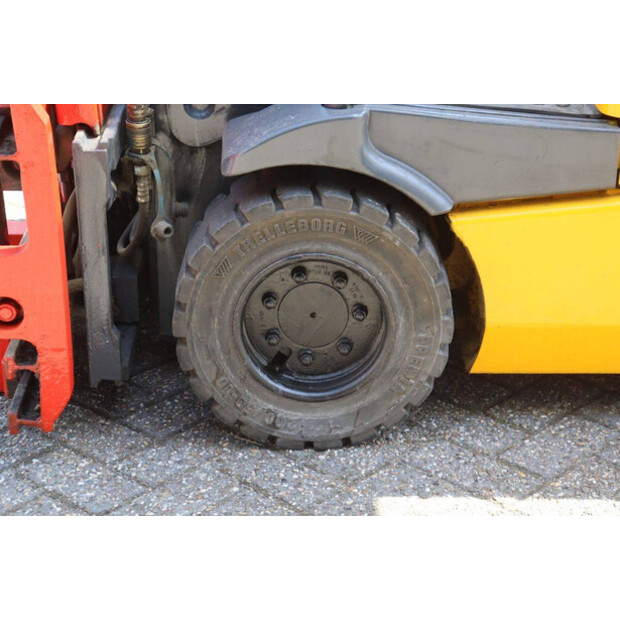 2005 جنجهينريتش EFG 320-48427429
