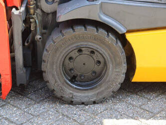 2005-jungheinrich-efg-320-1471657-48427429