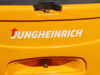 2005-jungheinrich-efg-320-1471657-48427433