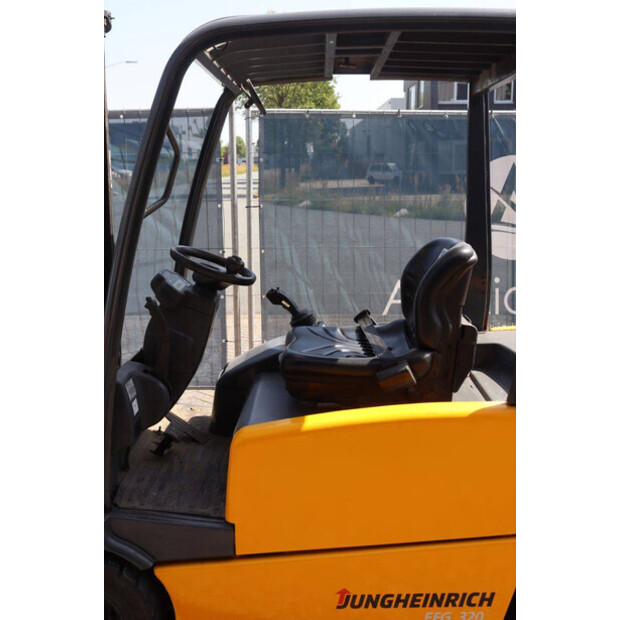2005 جنجهينريتش EFG 320-48427437