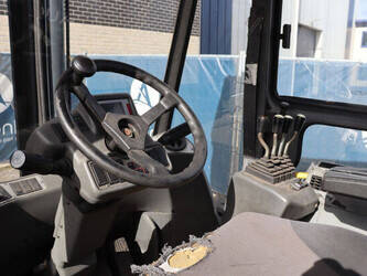 2009-kalmar-dce80-6-1471662-48427525