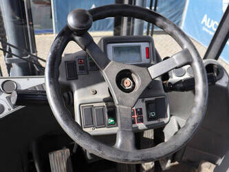 2009-kalmar-dce80-6-1471662-48427527