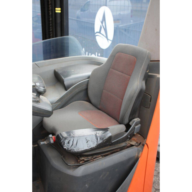 2010 BT RRE140-48427679