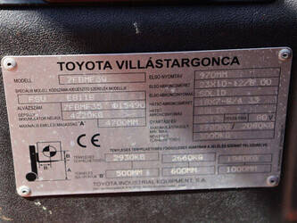 2012-toyota-7fbmf30-1471674-48427717