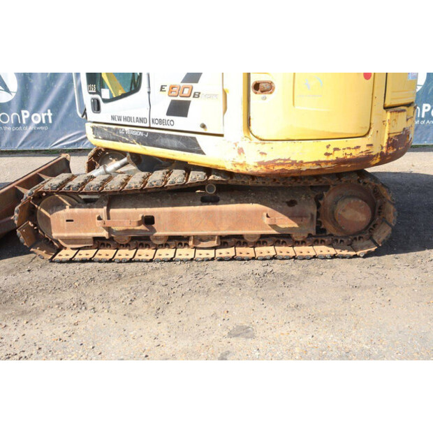 2011 نيو هولاند كوبلكو E80BMSR-2-48428003