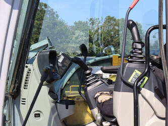 2011-new-holland-kobelco-e80bmsr-2-48428011